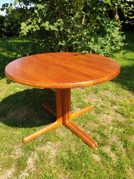 Table ronde design scandinave & pied central vintage 1960