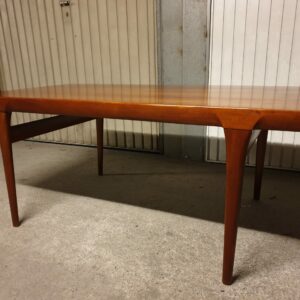 Table danoise palissandre Ib Kofod Larsen années 60