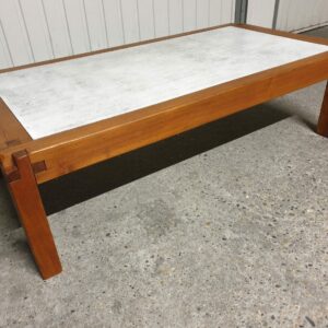 Table basse brutaliste Pierre Chapo 1960