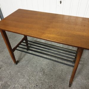 Table d’appoint / desserte vintage teck design Danemark 1960