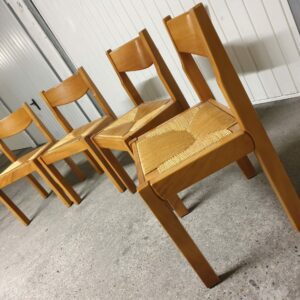 Suite de 4 chaises Luigi Gorgoni