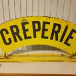 Enseigne vintage de crêperie en métal – Image 4
