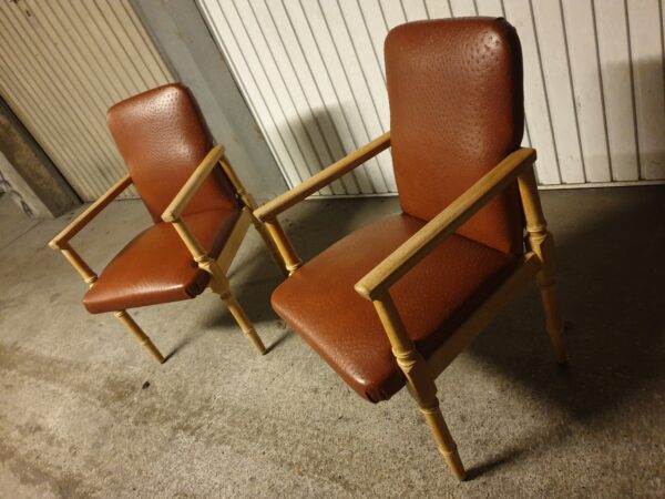 Paire de fauteuils vintage