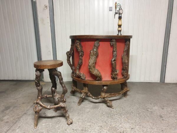 Bar brutaliste en ceps de vigne Mid-Century