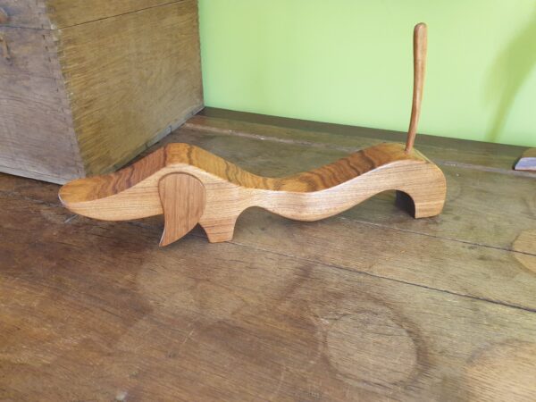 Sculpture Teckel en teck design scandinave Mid-Century