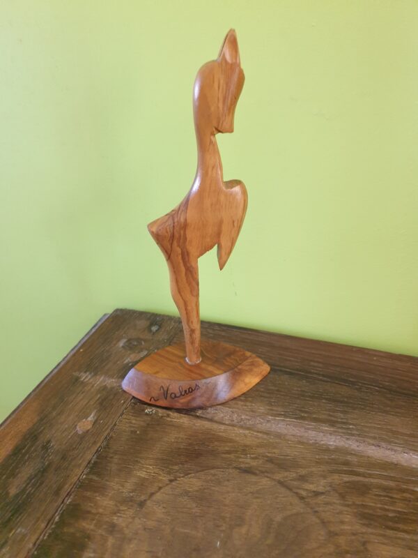 Sculpture chevreau en teck design scandinave Mid-Century