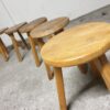 Tabouret tripode en bois Mid-century Le Corbusier – Image 3