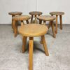 Tabouret tripode en bois Mid-century Le Corbusier – Image 5