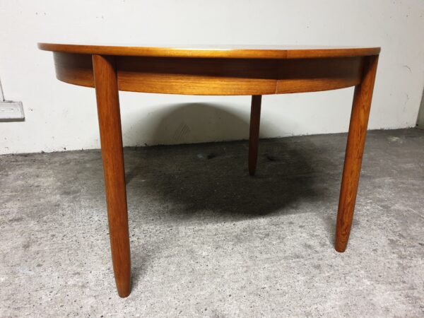 Table scandinave teck blond 70's – Image 4