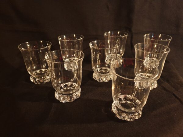 Suite de 8 verres cristal Daum France