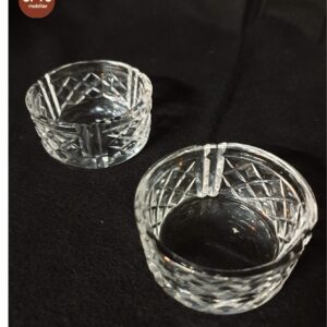 Paire de saloir et poivrier de table vintage 60's